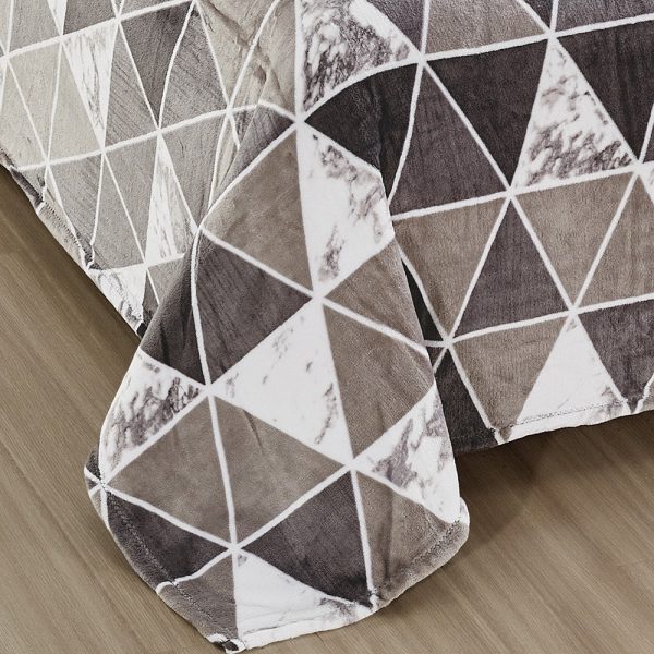 Plazatex Luxurious Ultra Soft Lightweight Layton Printed Bed Blanket White Grey Fashion - Image 3